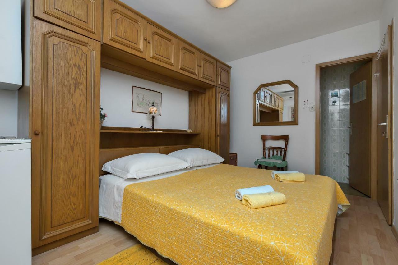 Apartments Marija Makarska Exterior photo