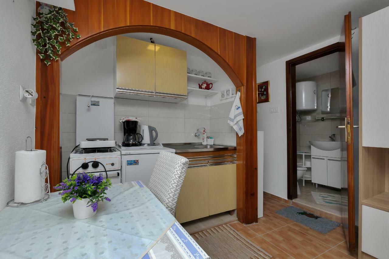 Apartments Marija Makarska Exterior photo